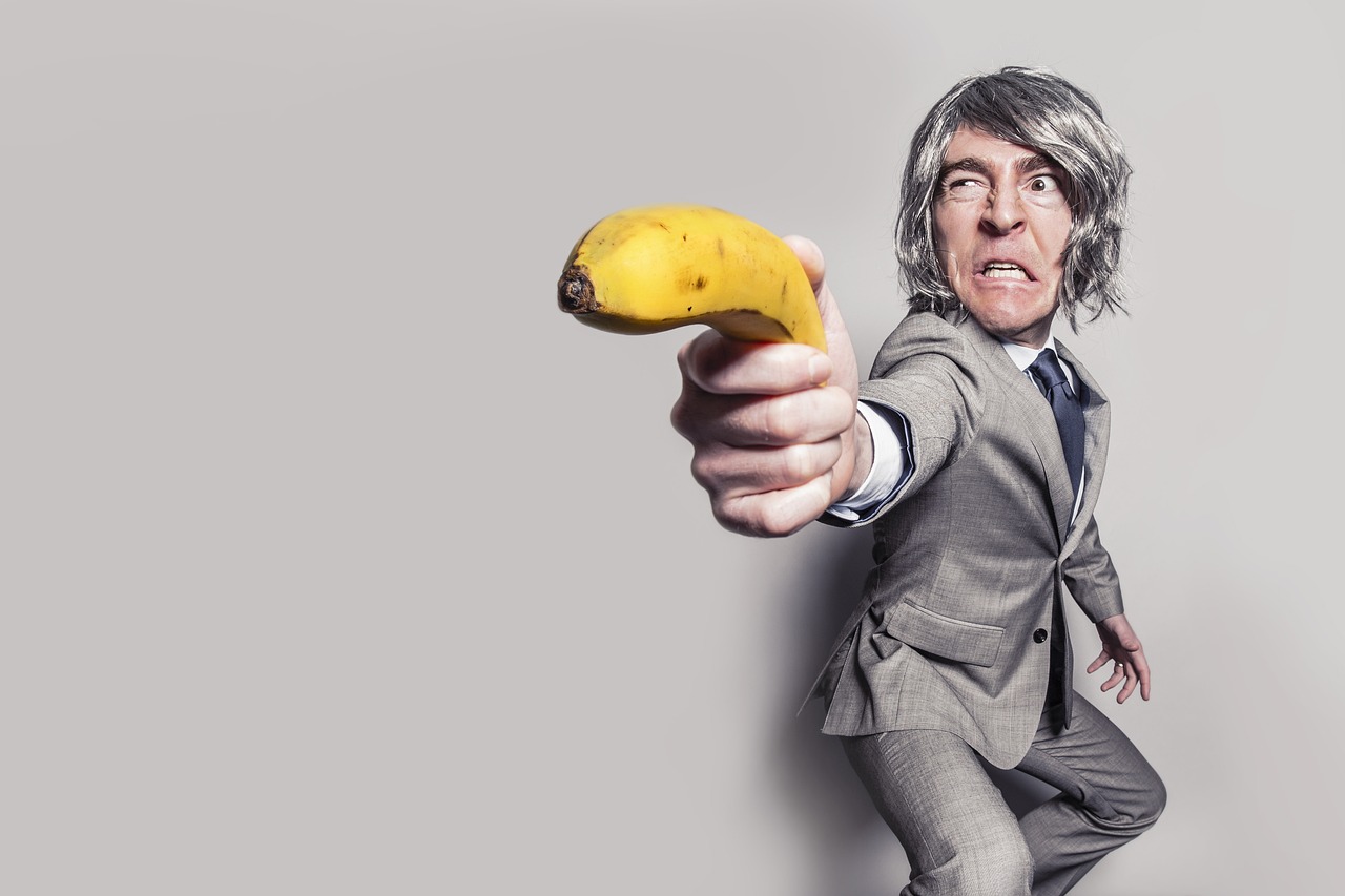 看護師が着るべきスーツの選び方とおすすめは？
